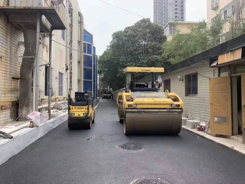 鄭州瀝青攤鋪 鄭州小區瀝青攤鋪隊