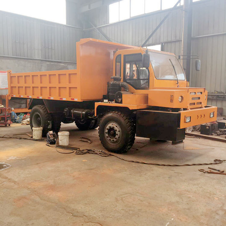 四缸礦用四輪車 六缸四不像拉土車