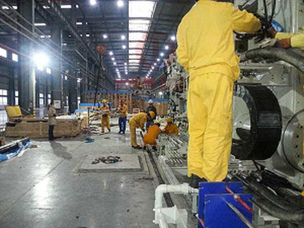 國內(nèi)專業(yè)壓鑄機安裝專業(yè)團隊，讓您更省心