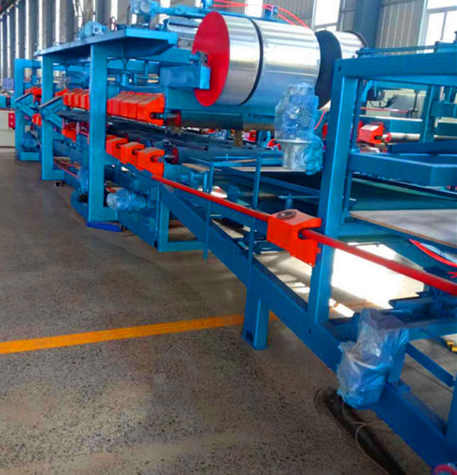 彩鋼夾芯板復合機泡沫巖棉兩用復合機設備價格