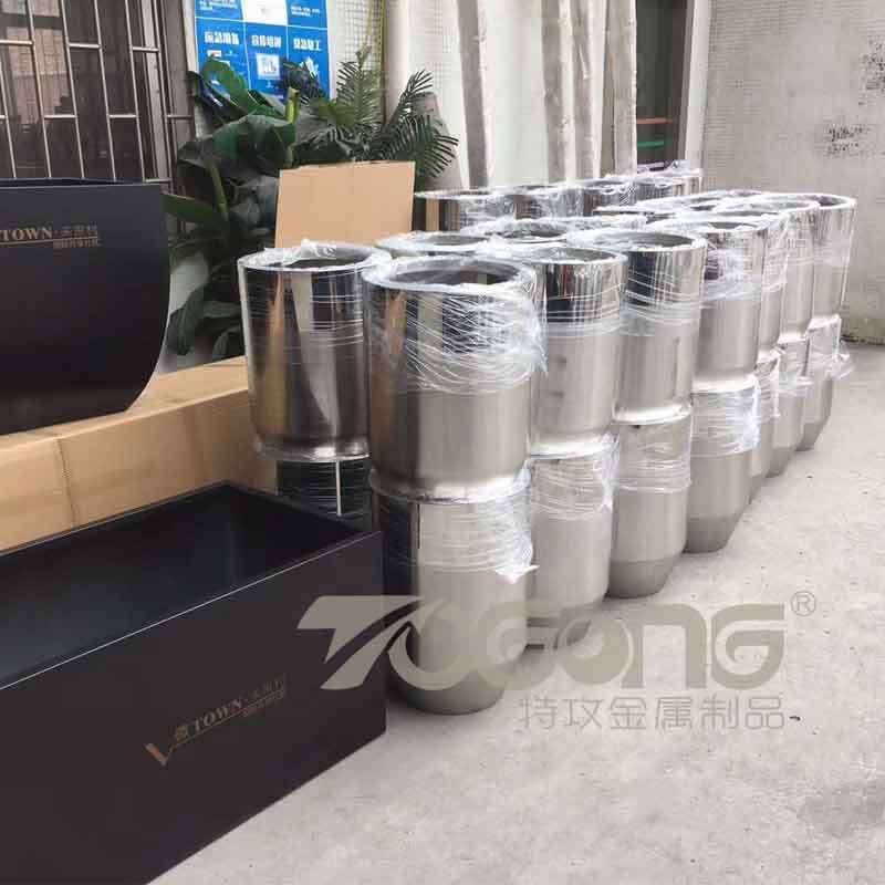 異形不銹鋼花箱定制_弧形不銹鋼花箱廠家_中式不銹鋼大花箱花盆