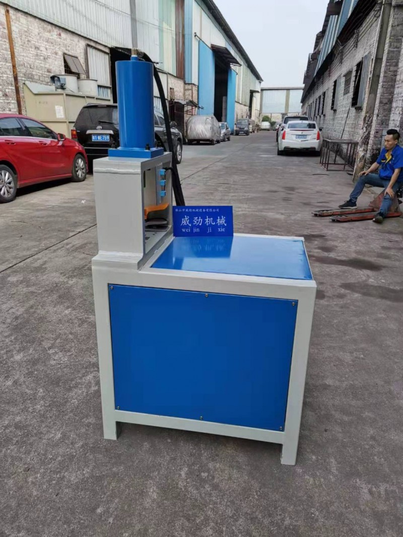 廣東佛山廠家直銷 方管沖角機、不銹鋼樓梯扶手坡口機