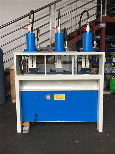 展柜貨架打孔折90度角不銹鋼衣服桌架切90度角