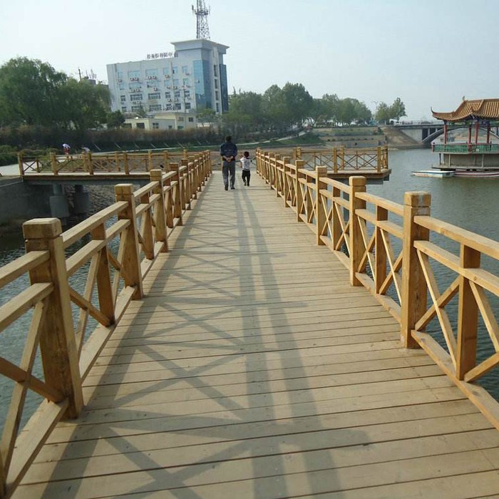 蘭州木棧道木圍欄加工安裝