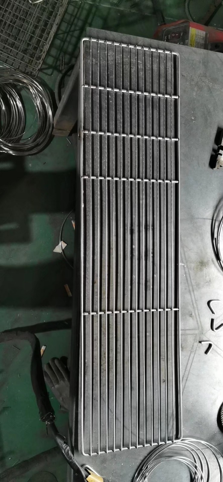 定制金屬異形網(wǎng)片